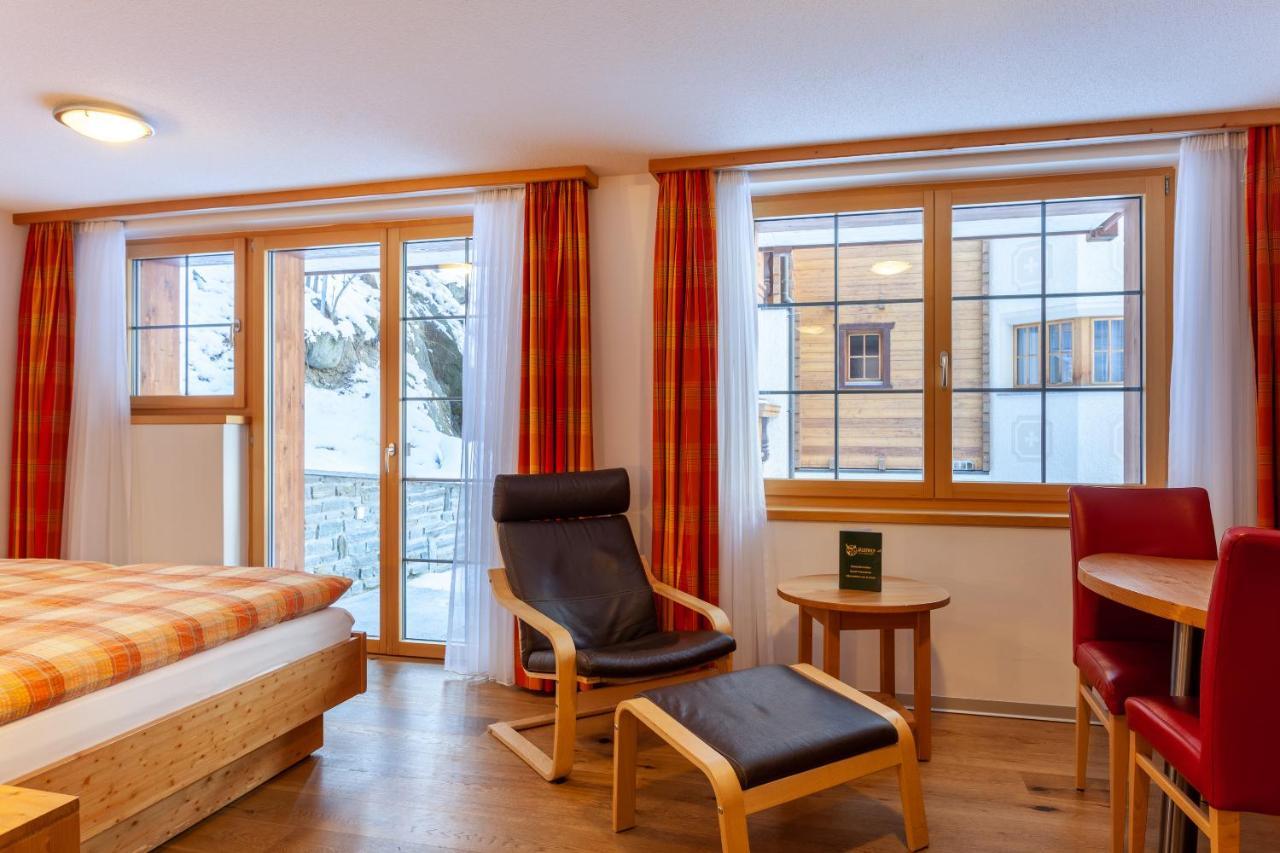 Jägerhof Serviced Apartements Zermatt Exterior foto